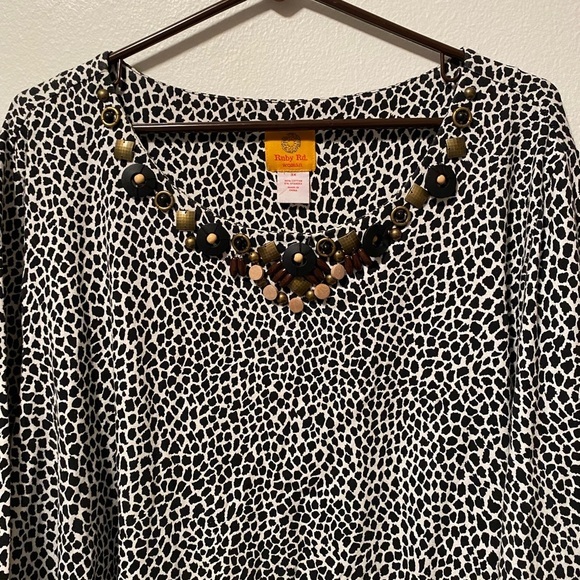Ruby Rd Shirt Women’s Plus Size 3X LongSleeve Black White Color Pull Over - Picture 4 of 10